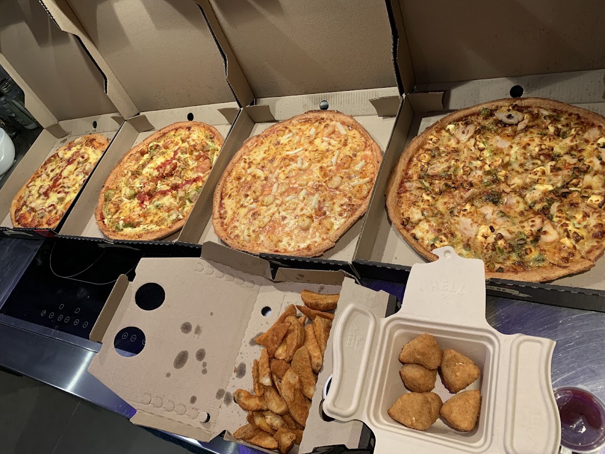 Hell Pizza Island Bay Photos 2